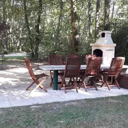La Tourelle فيلة *